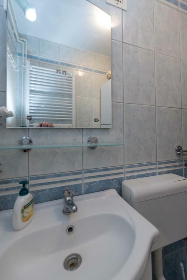 Apartman Lux Appartement Daruvar Buitenkant foto